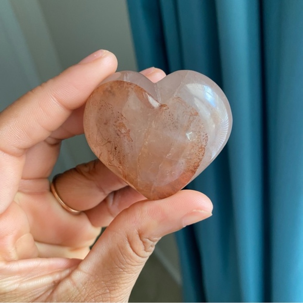 Hematoid Quartz Heart/Fire Quartz Heart Carving/Crystal Heart Carving
